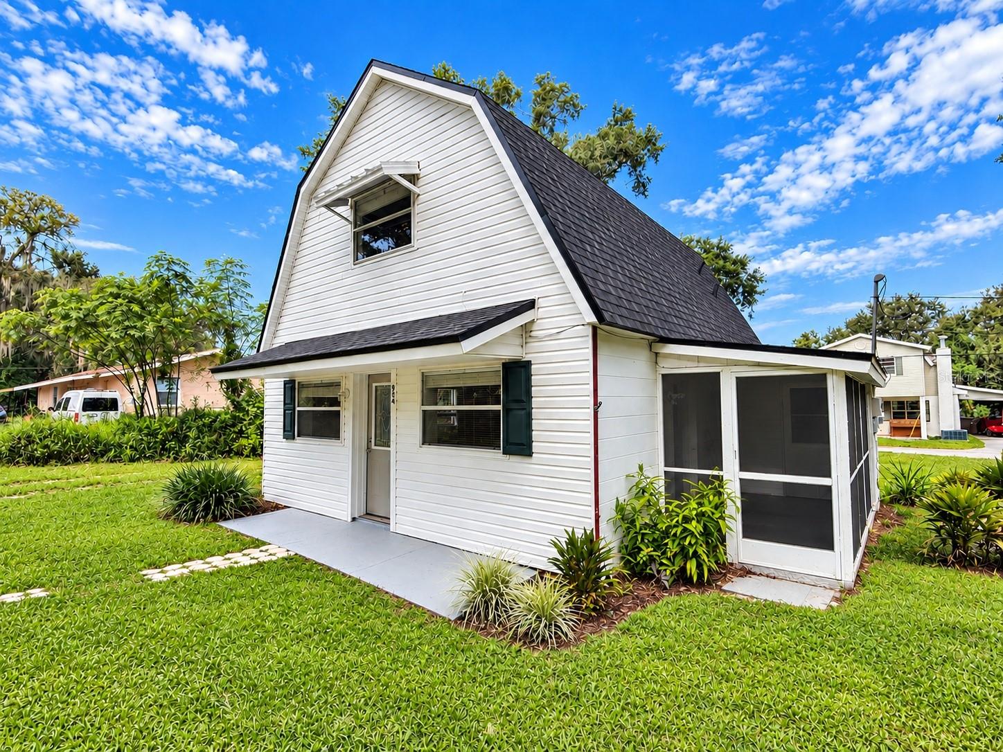 904 Two House Lane Property Photo 15