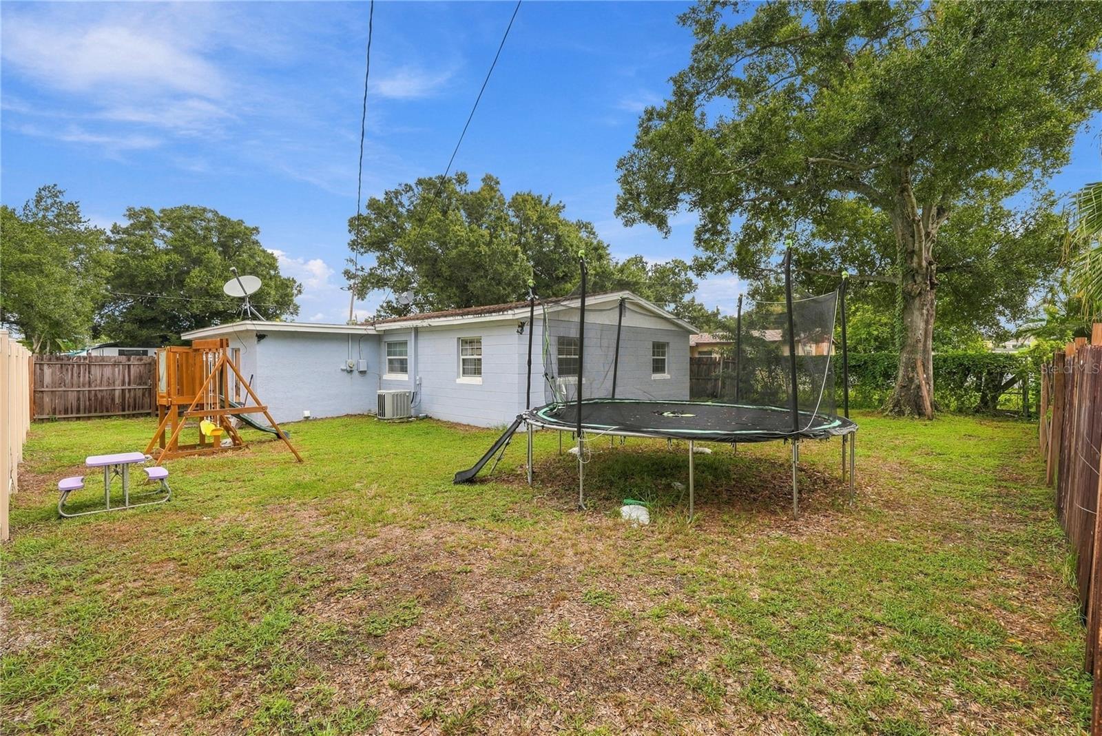 6764 80th Ave N Property Photo 23