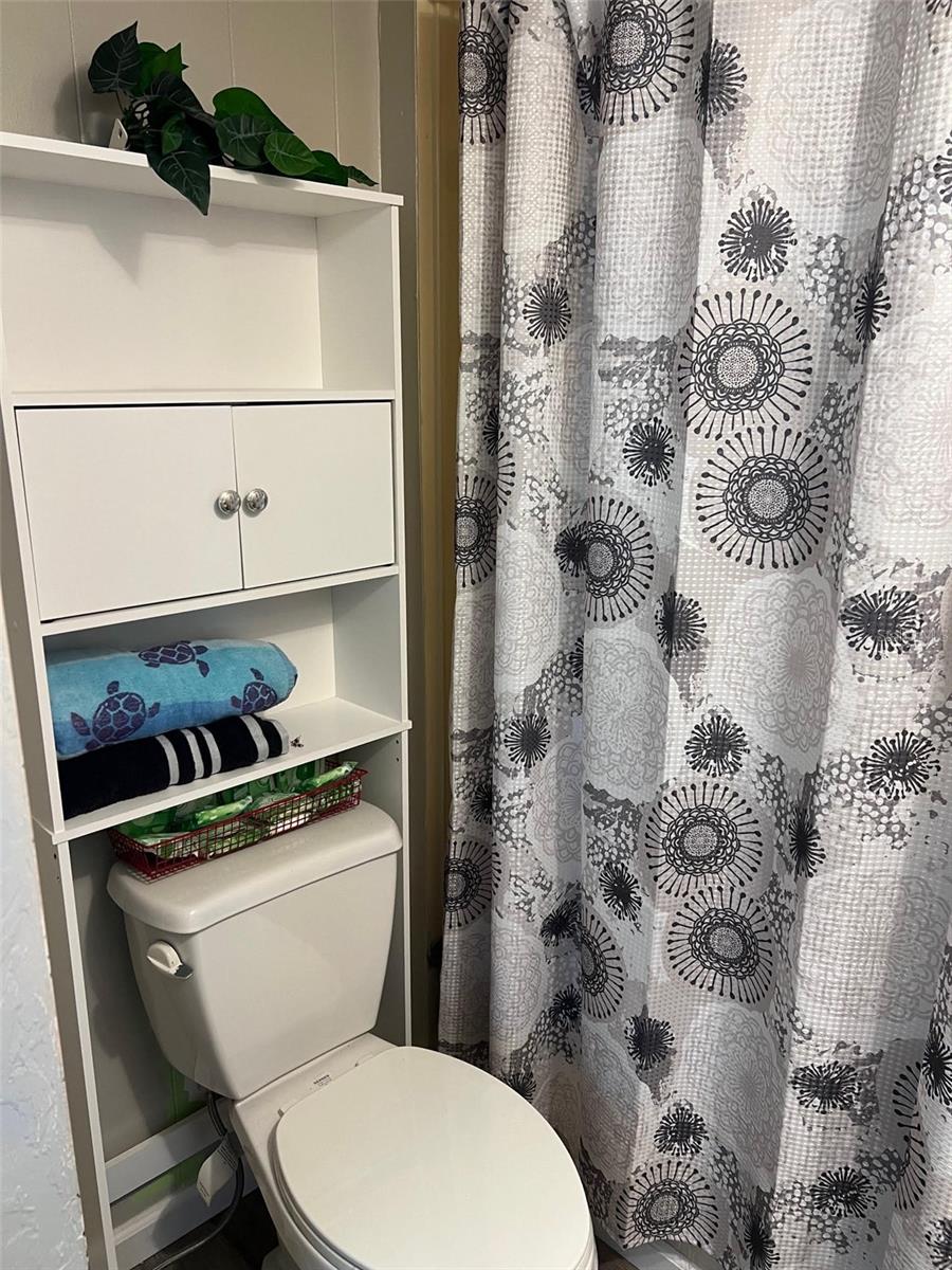 6580 Seminole Blvd #204 Property Photo 19