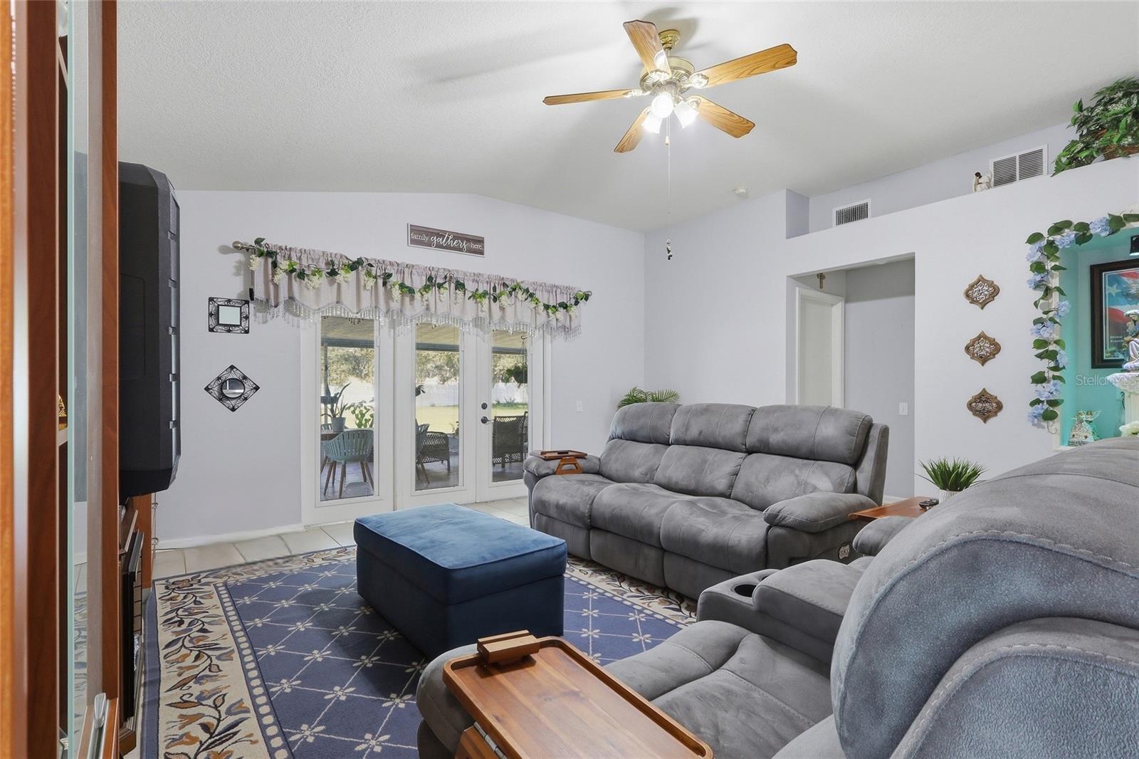 12402 Tree Pointe Ct Property Photo 13
