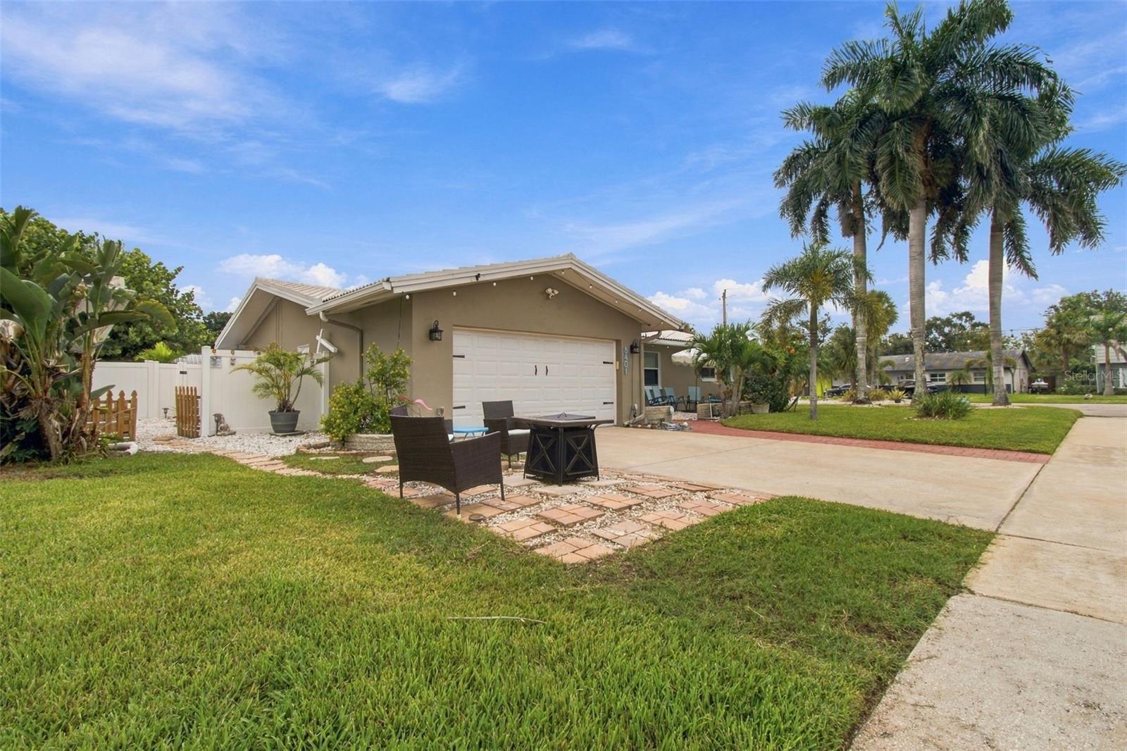 8401 Boulder Pl Property Photo 2