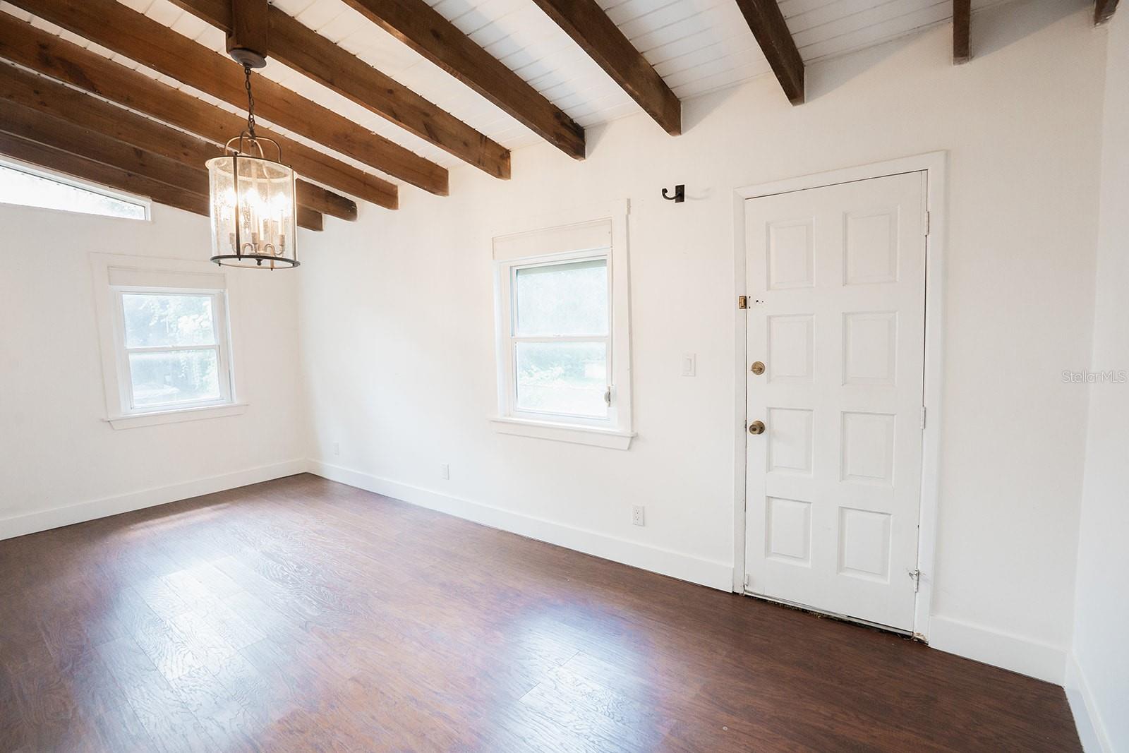 1112 W Kirby St Property Photo 19