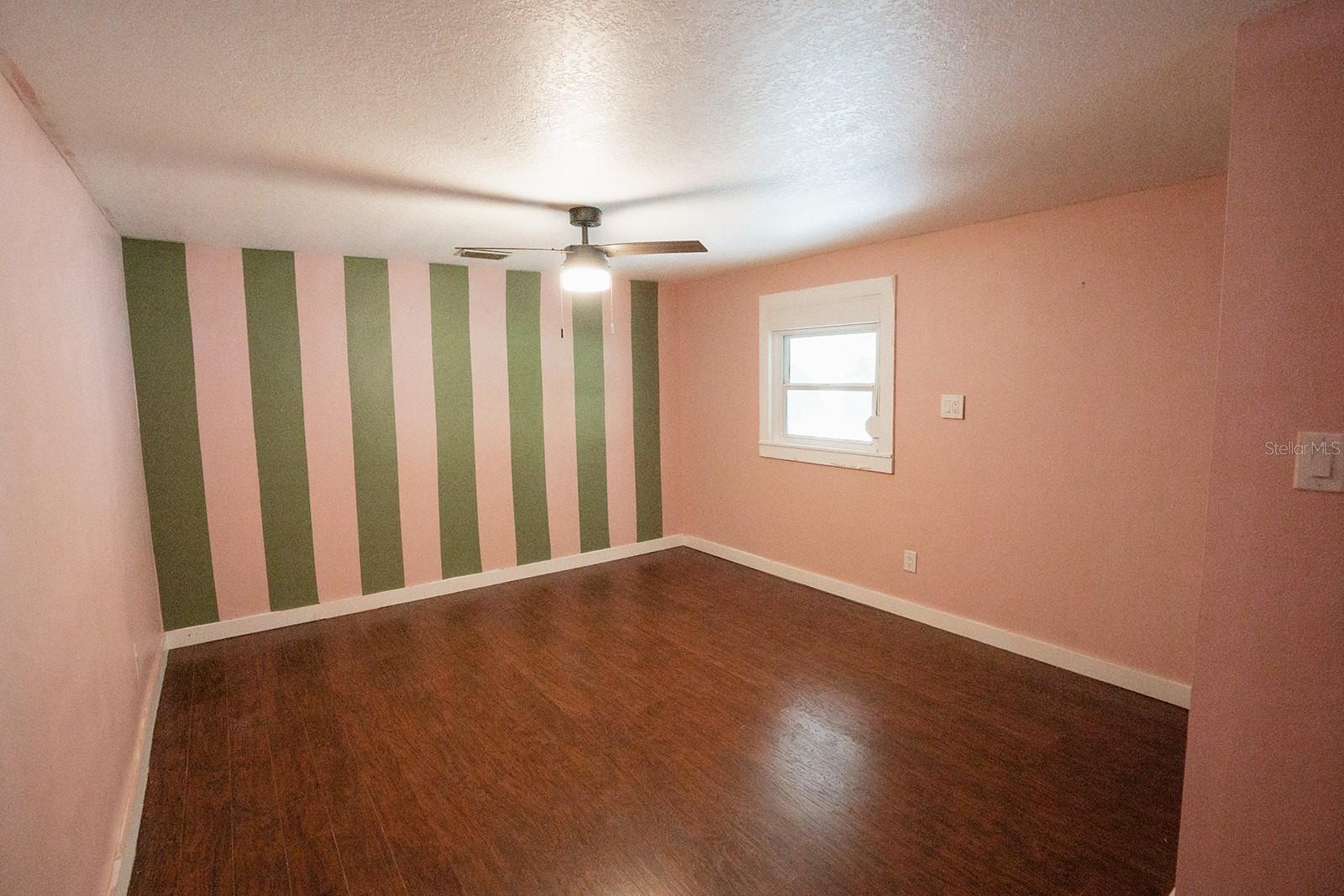 1112 W Kirby St Property Photo 25