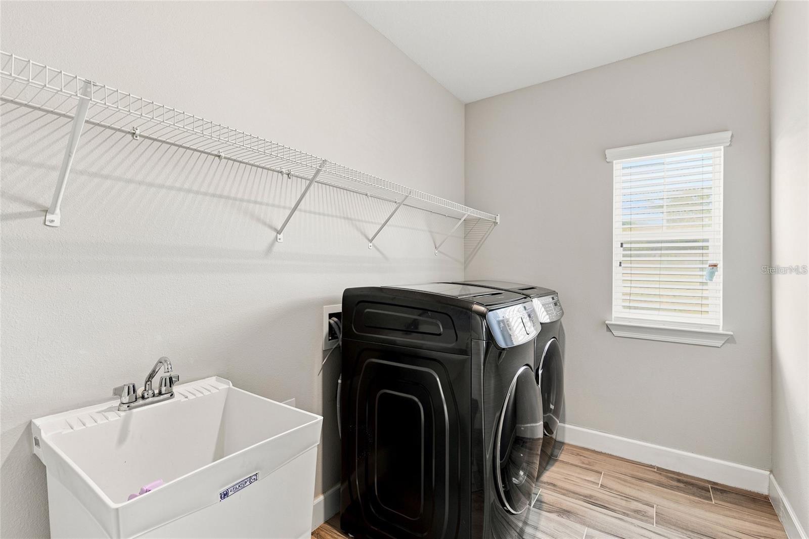 7697 Roma Dune Dr Property Photo 27