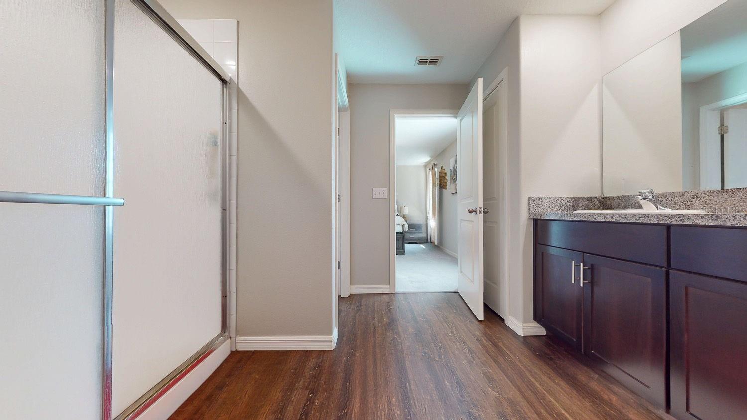 10211 White Linen Ave Property Photo 13