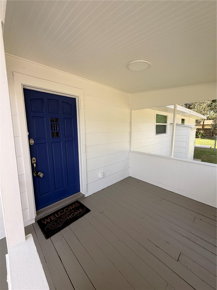8807 Dyer Rd Property Photo 2