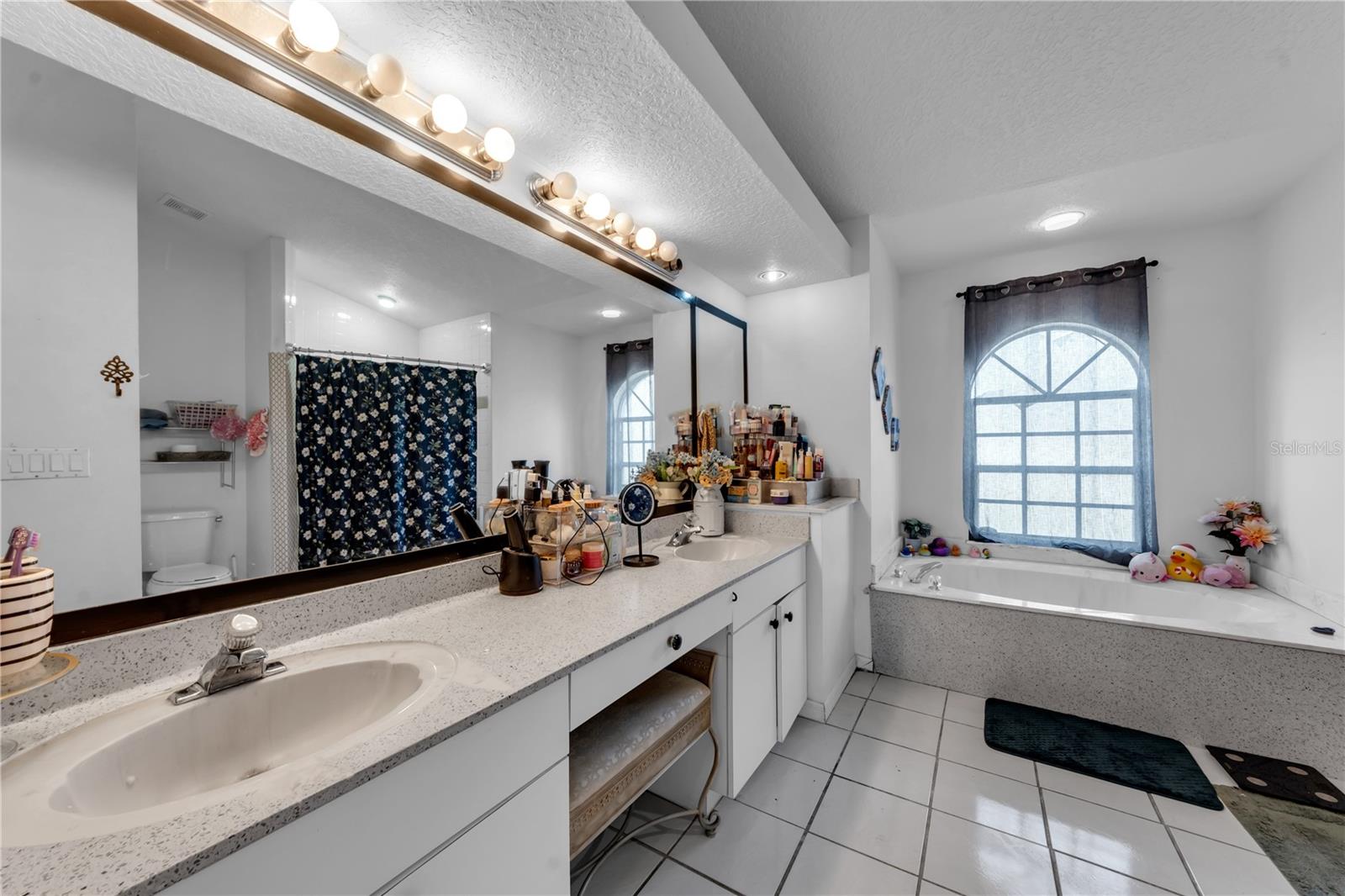 10110 Henderson St Property Photo 22