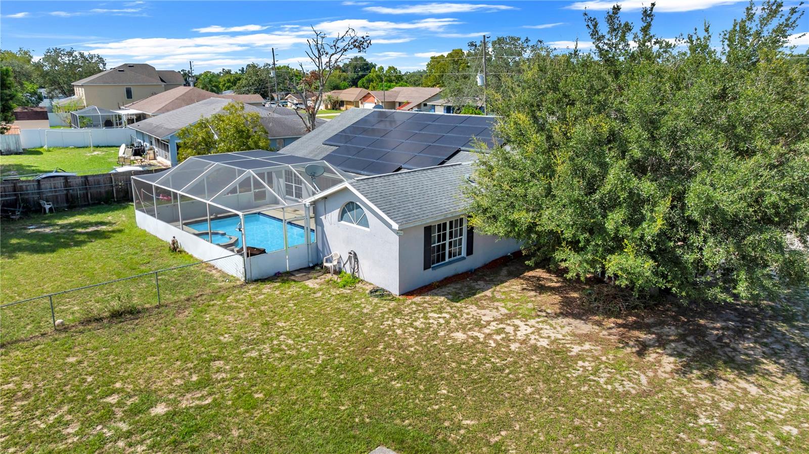 10110 Henderson St Property Photo 30