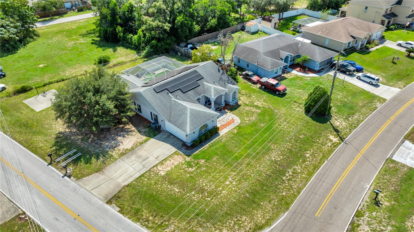 10110 Henderson St Property Photo 43