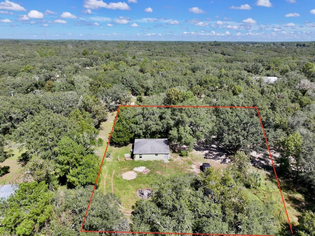 1750 W High Acres St Property Photo 3