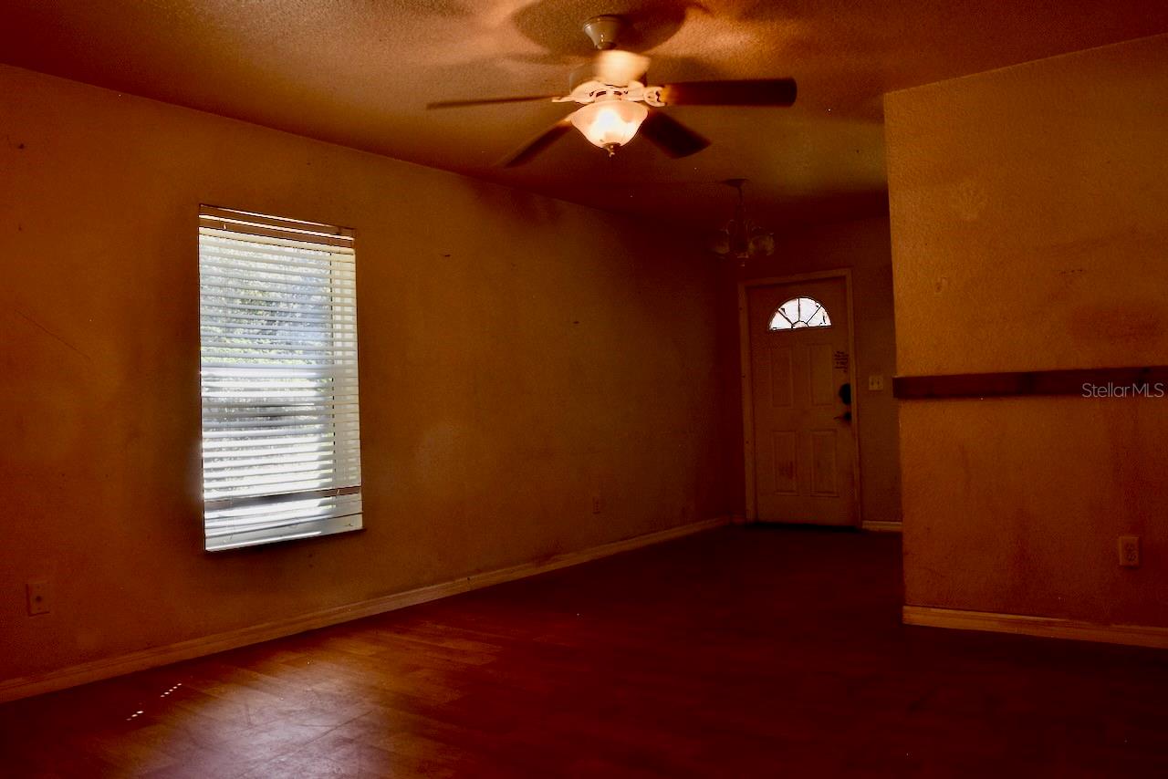 1750 W High Acres St Property Photo 8