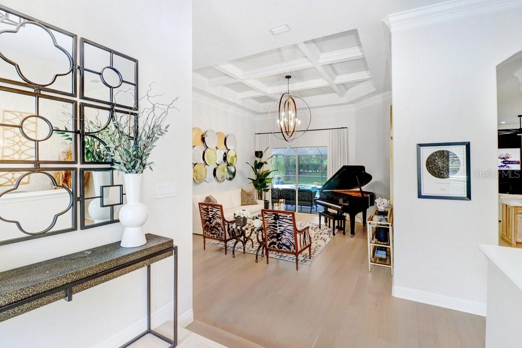 428 Pine Bluff Dr Property Photo 4