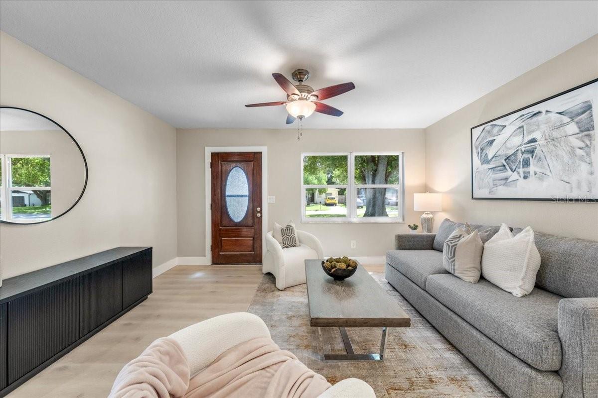 14756 Mockingbird Ln E Property Photo 10