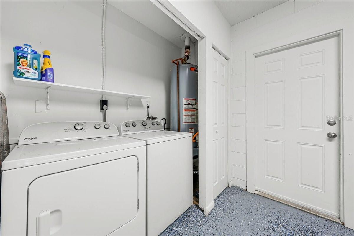 14756 Mockingbird Ln E Property Photo 28