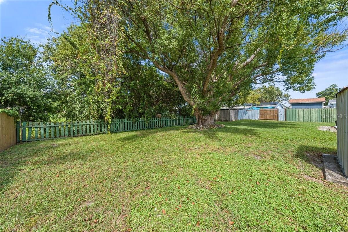 14756 Mockingbird Ln E Property Photo 35