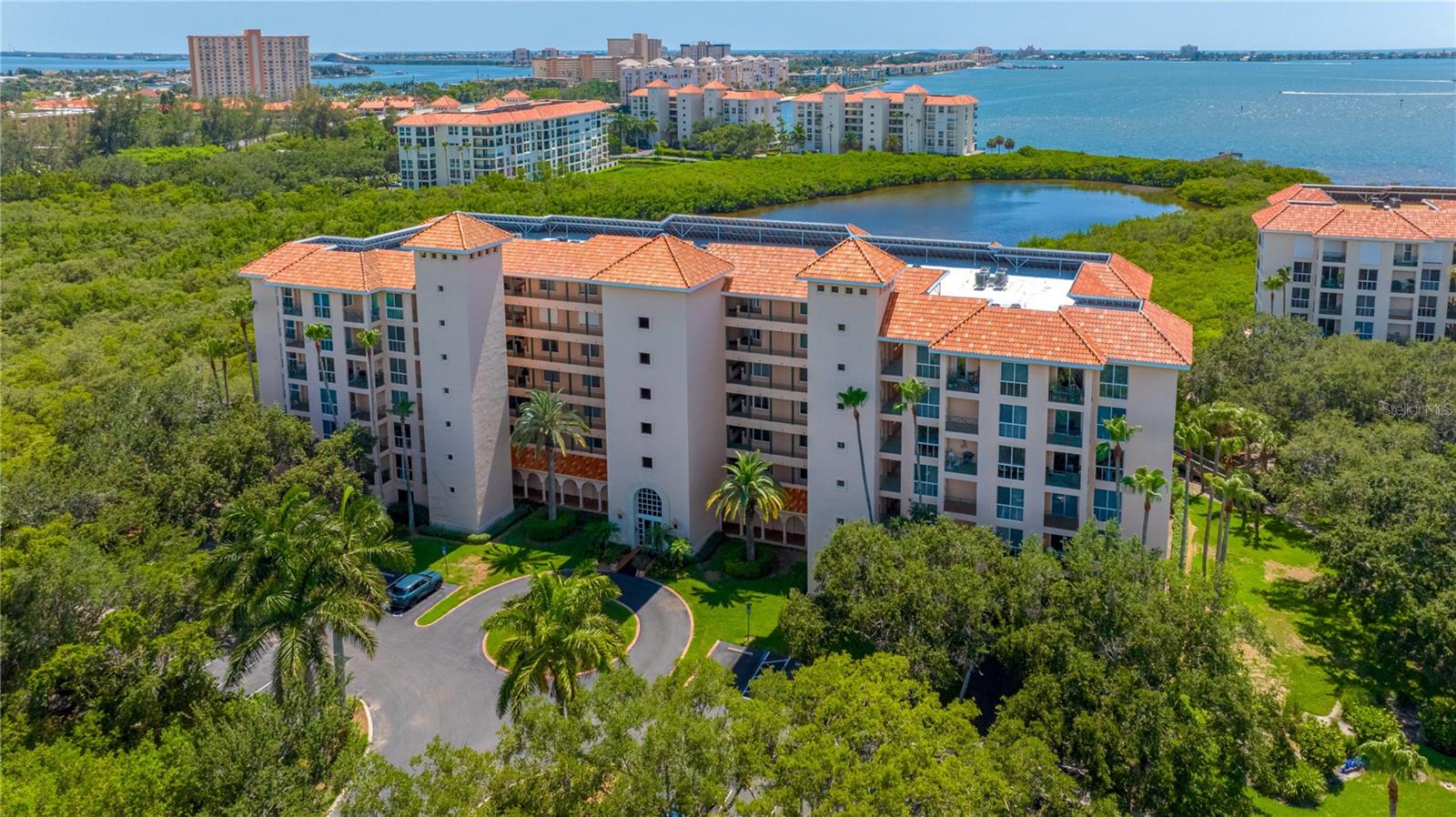 4750 Dolphin Cay Ln S #107 Property Photo 1