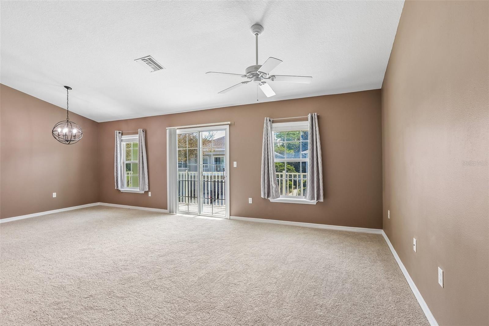 7703 Red Mill Cir Property Photo 15