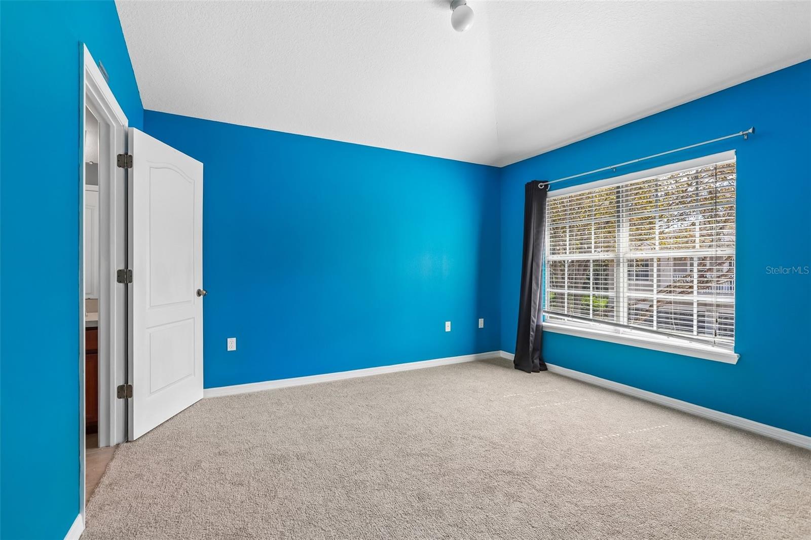 7703 Red Mill Cir Property Photo 18