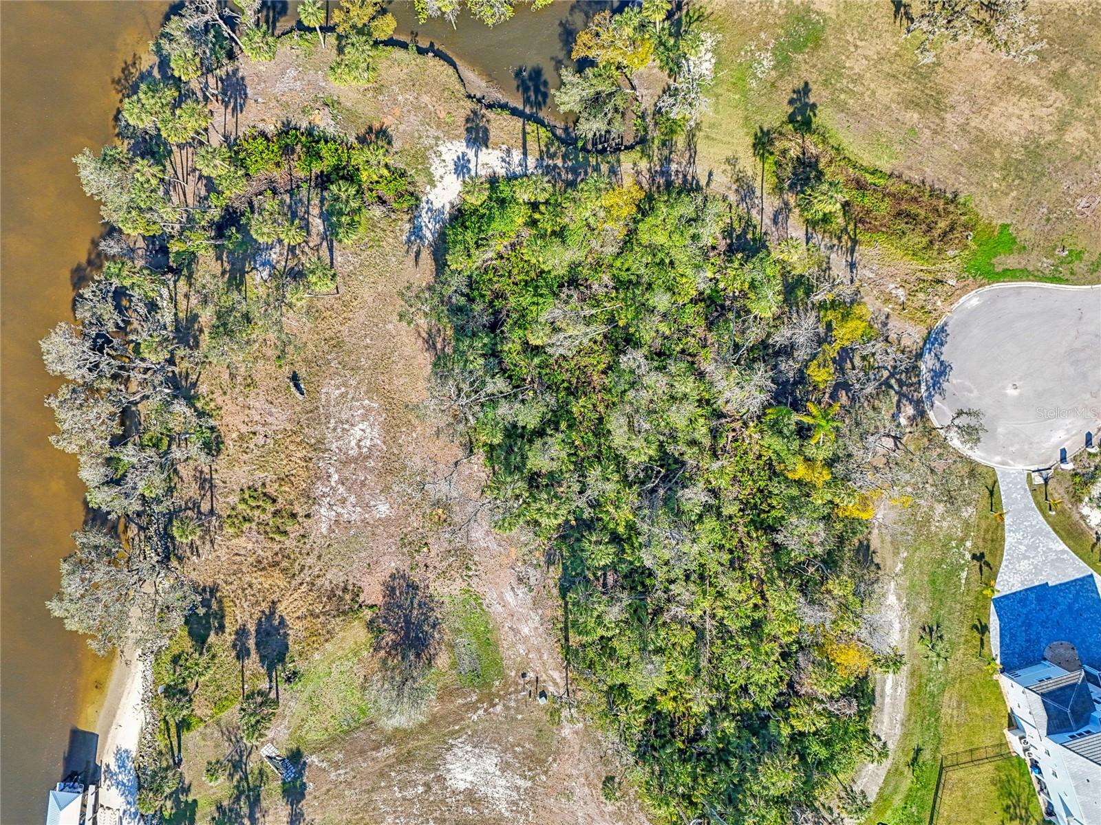 8339 Alafia Pointe Dr Property Photo 14