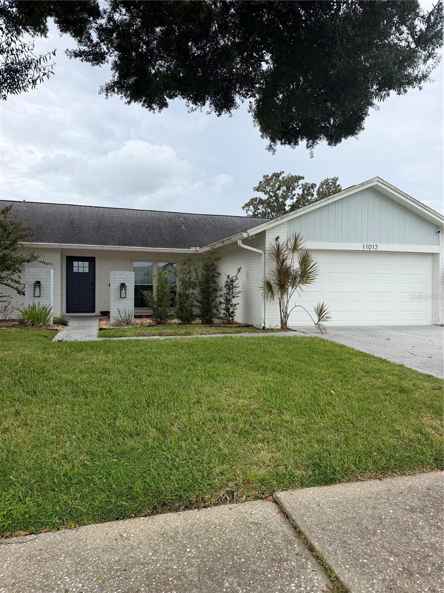 11012 Ashbourne Cir Property Photo 1