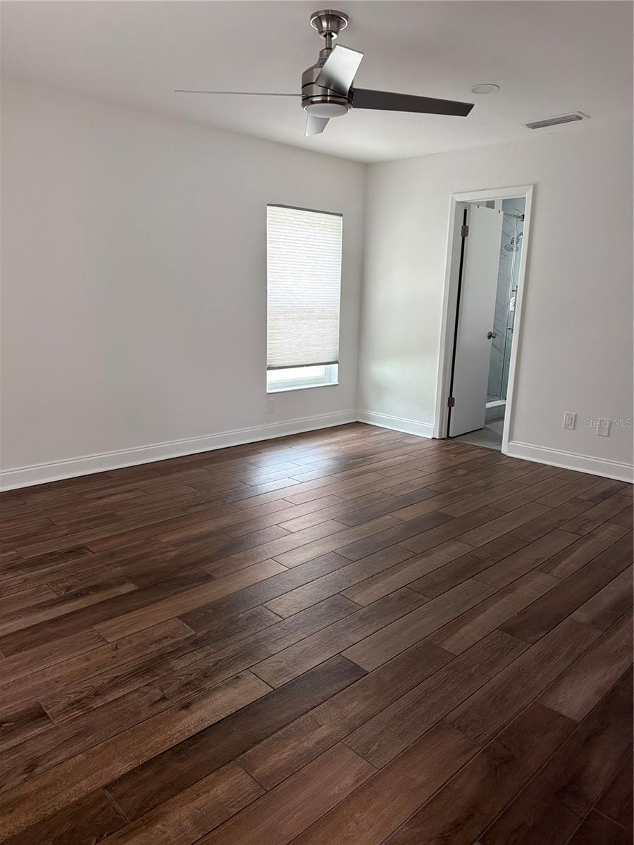 11012 Ashbourne Cir Property Photo 5
