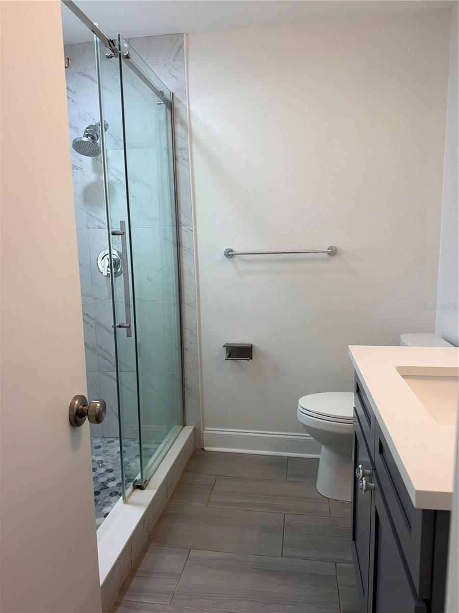 11012 Ashbourne Cir Property Photo 6