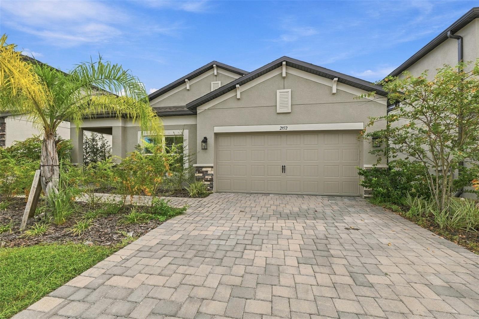 2952 Marine Grass Dr Property Photo 2