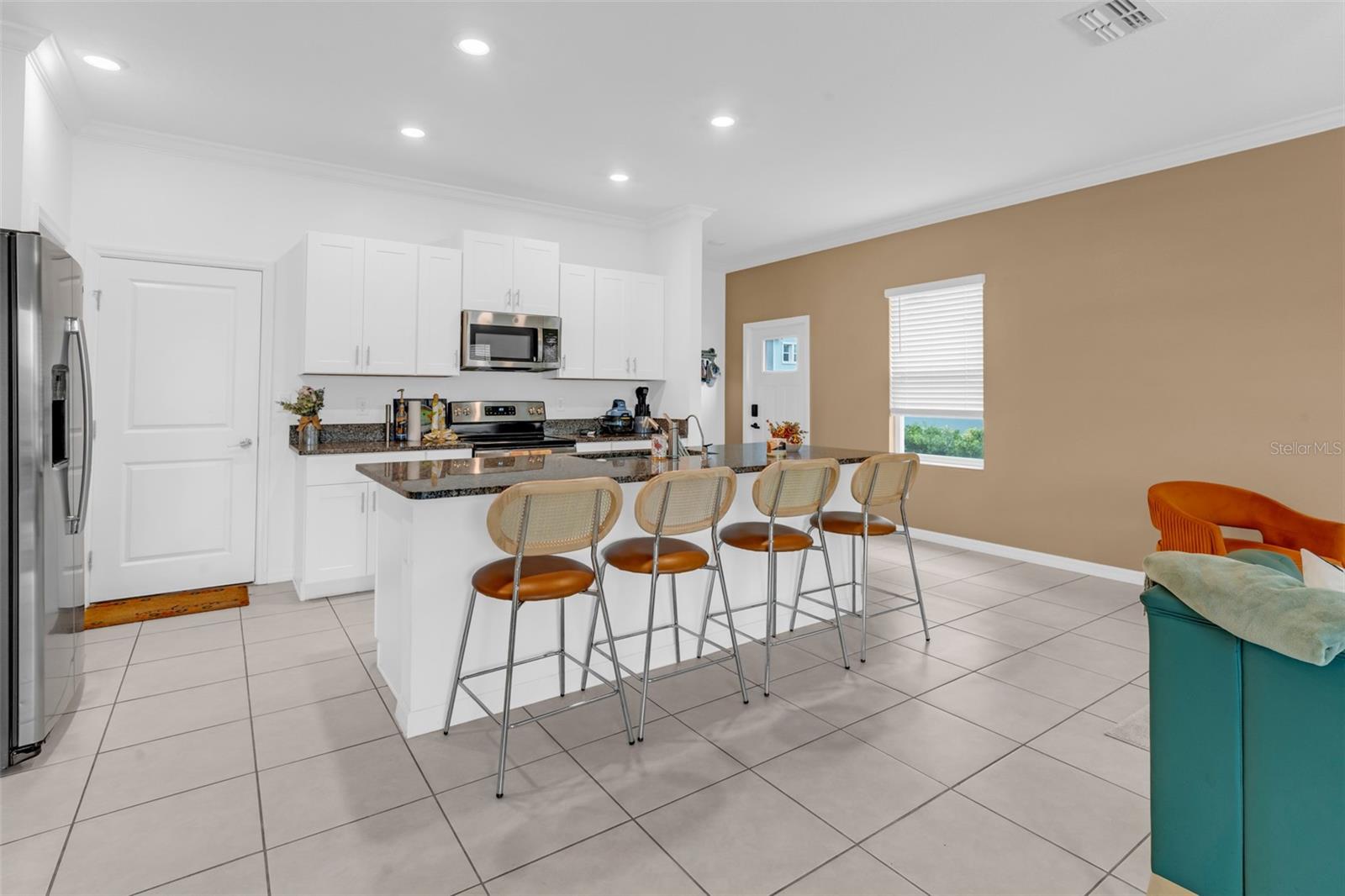 8866 Gallantree Pl Property Photo 6