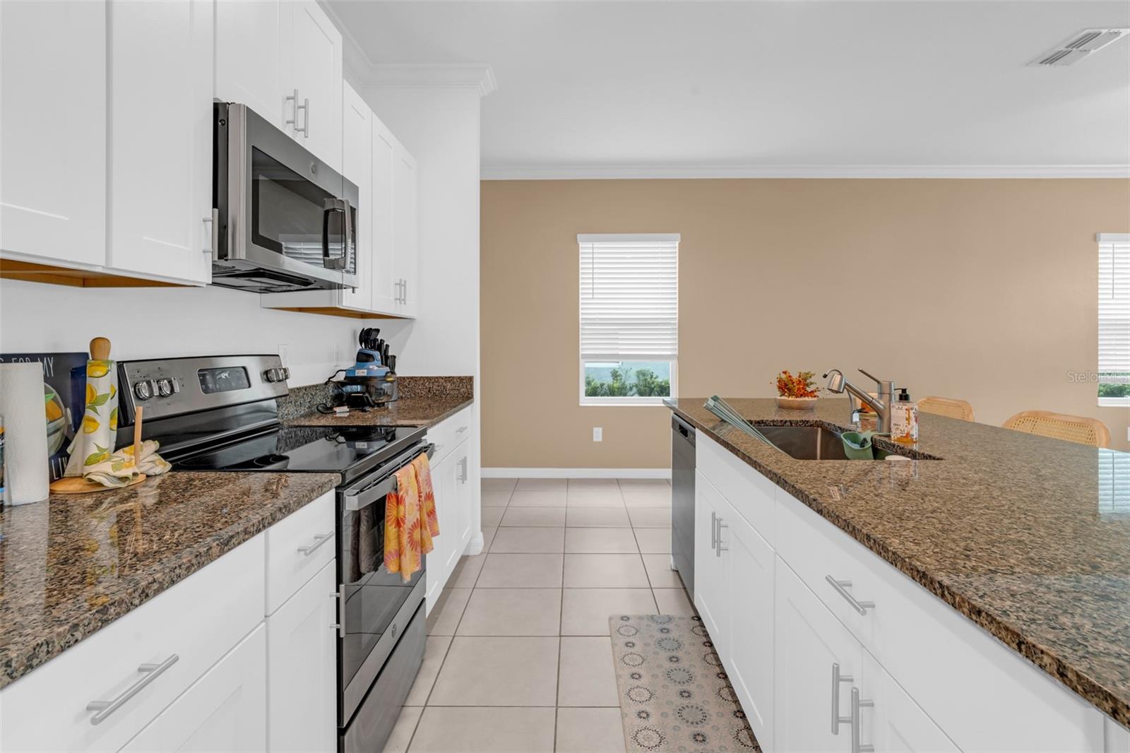 8866 Gallantree Pl Property Photo 7