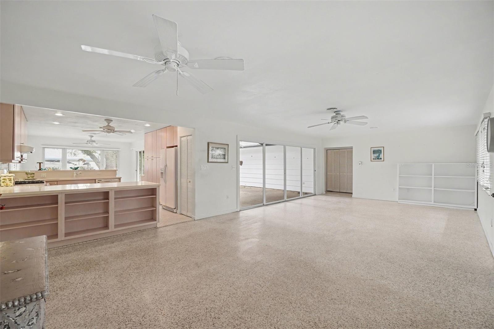 528 Ralph St Property Photo 11