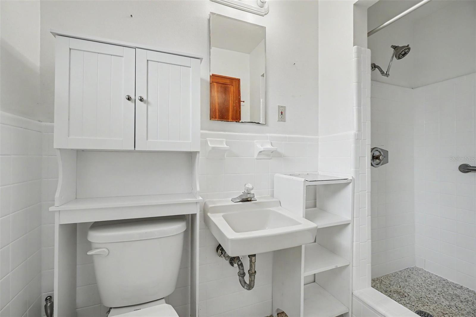 528 Ralph St Property Photo 29