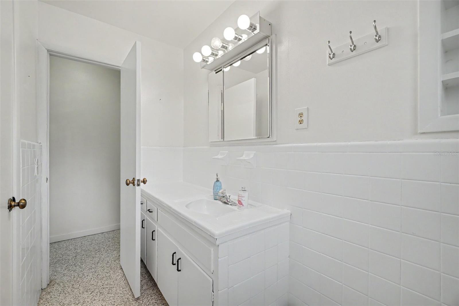 528 Ralph St Property Photo 41