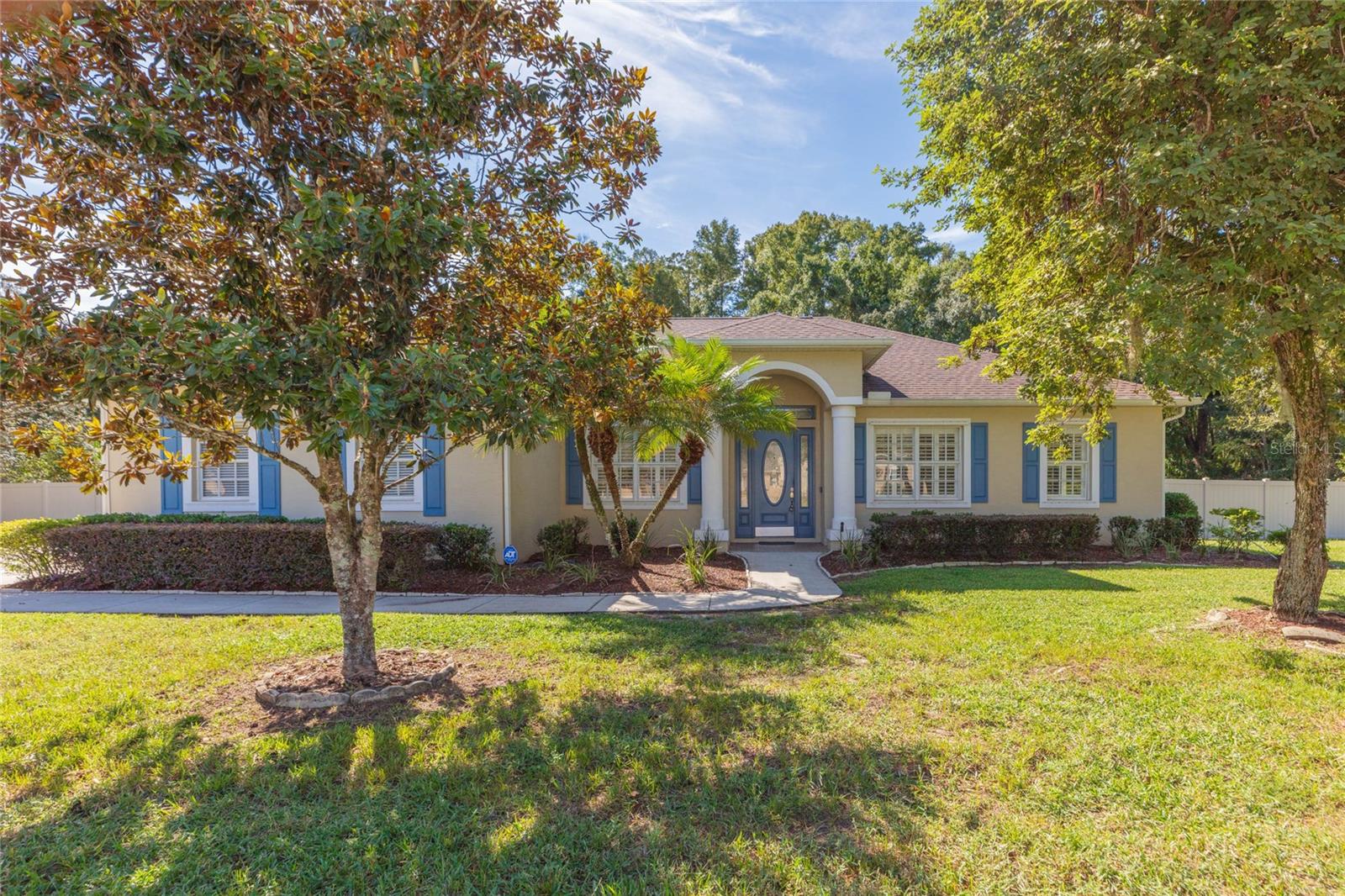 11730 LAKEVIEW DR Property Photo 1