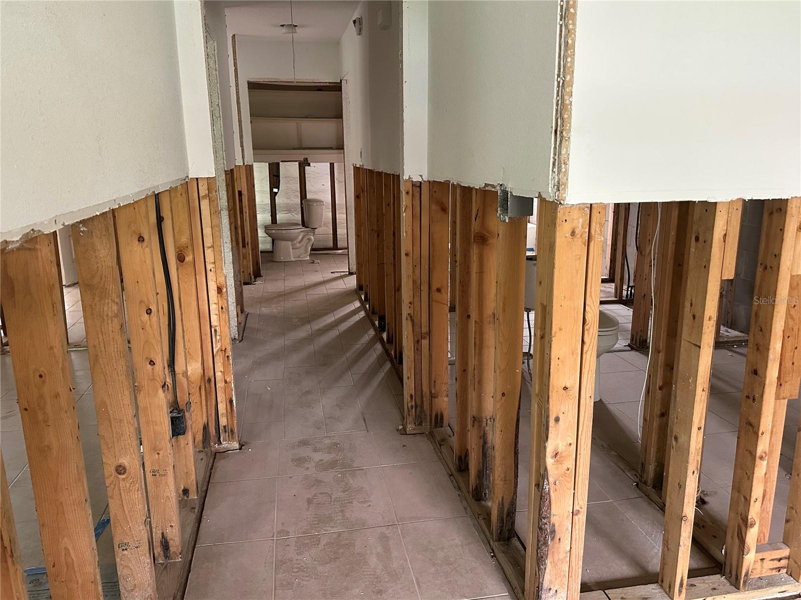 1233 N Egret Pt #125 Property Photo 5