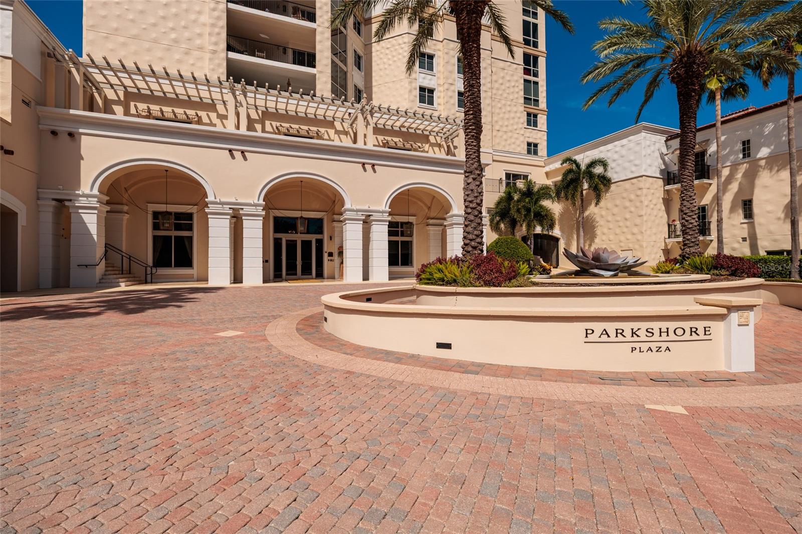 300 Beach Dr Ne #1804 Property Photo 11
