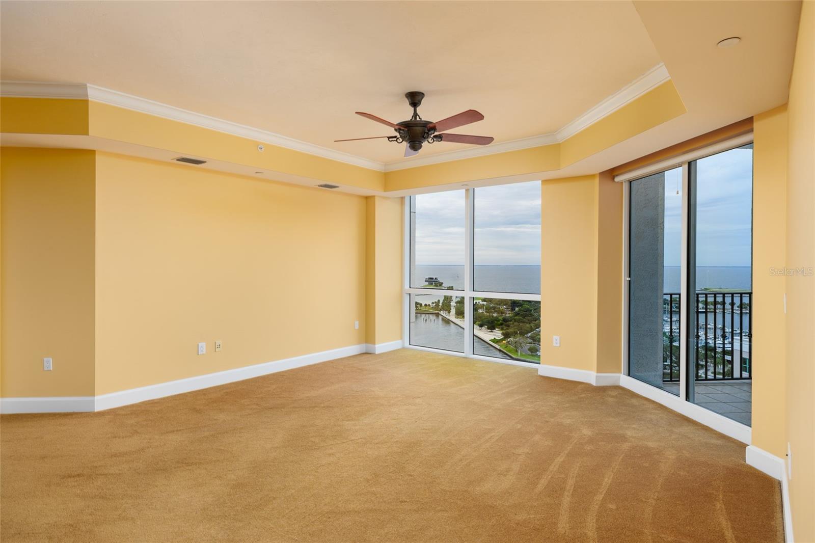 300 Beach Dr Ne #1804 Property Photo 24