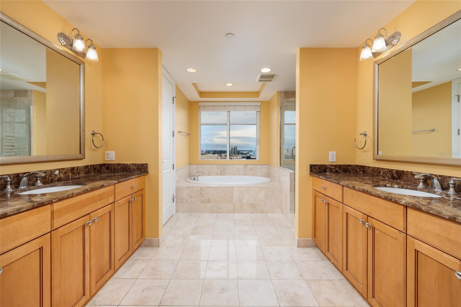 300 Beach Dr Ne #1804 Property Photo 50