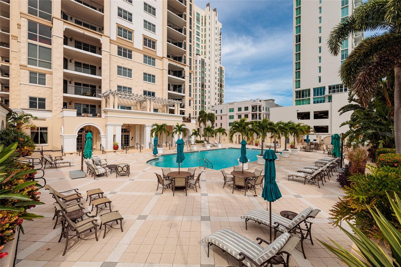 300 Beach Dr Ne #1804 Property Photo 81