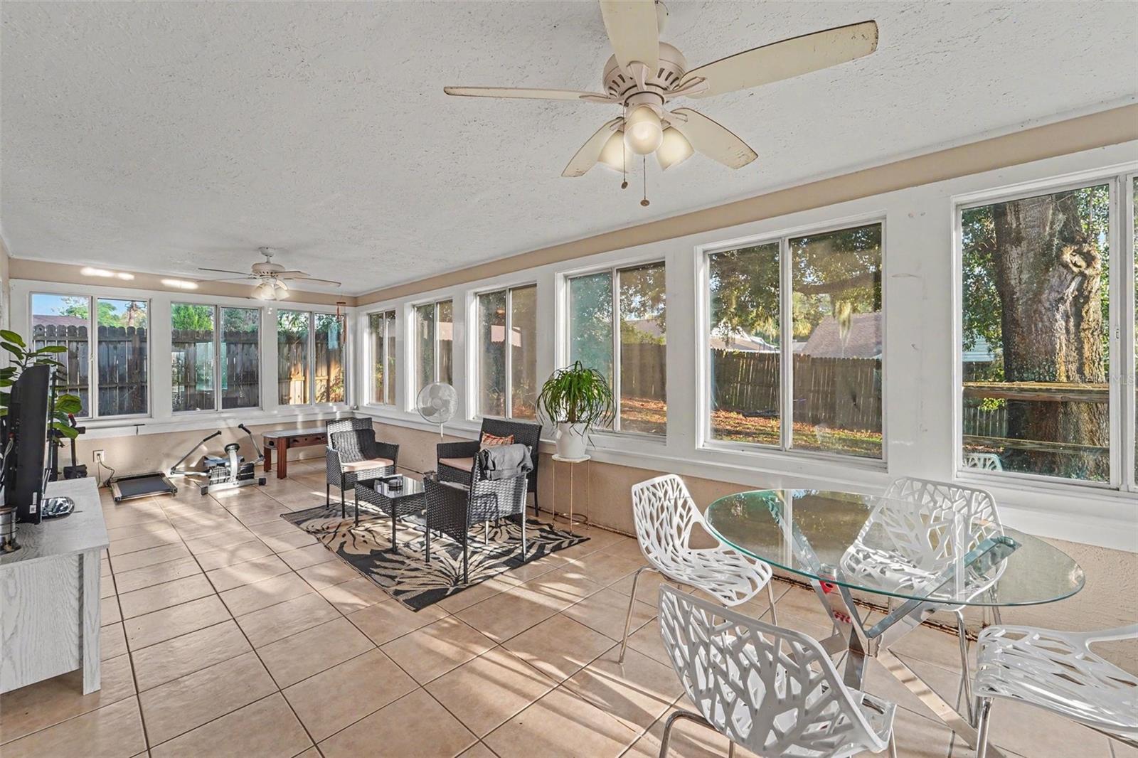 12222 Legend St Property Photo 4