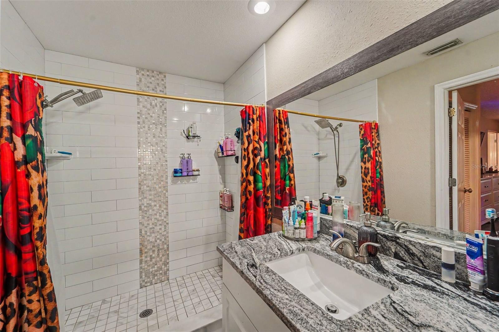 12222 Legend St Property Photo 12