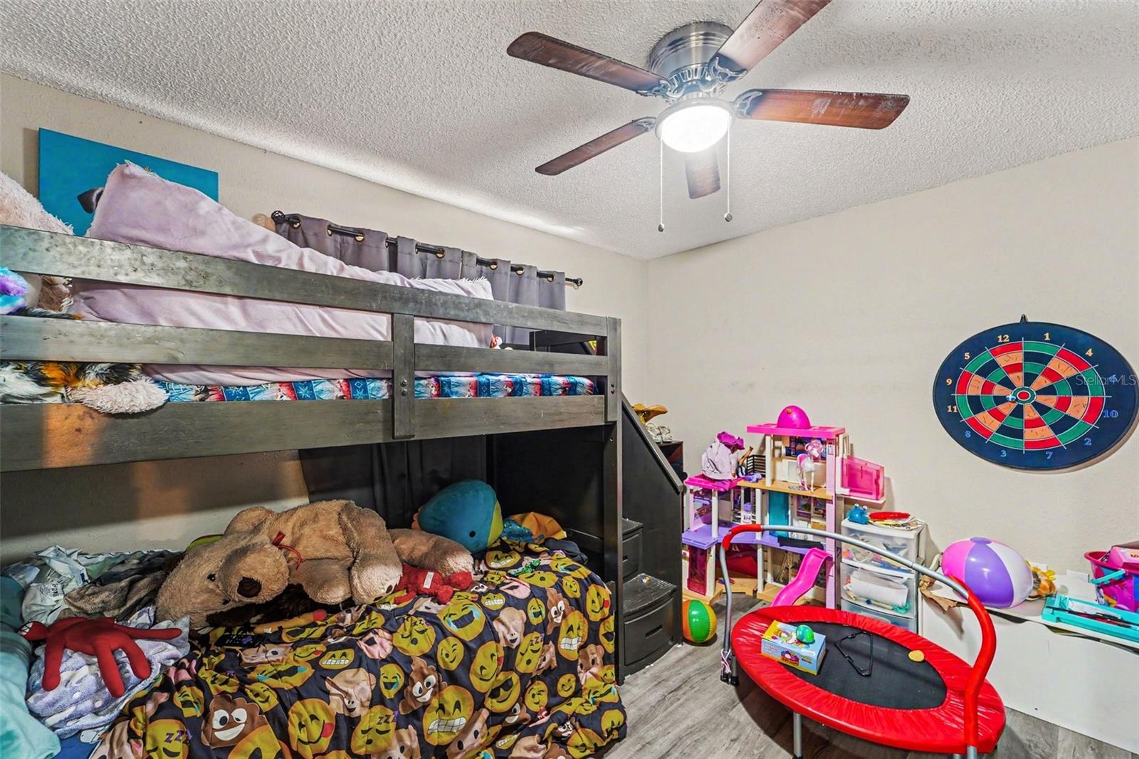 12222 Legend St Property Photo 14