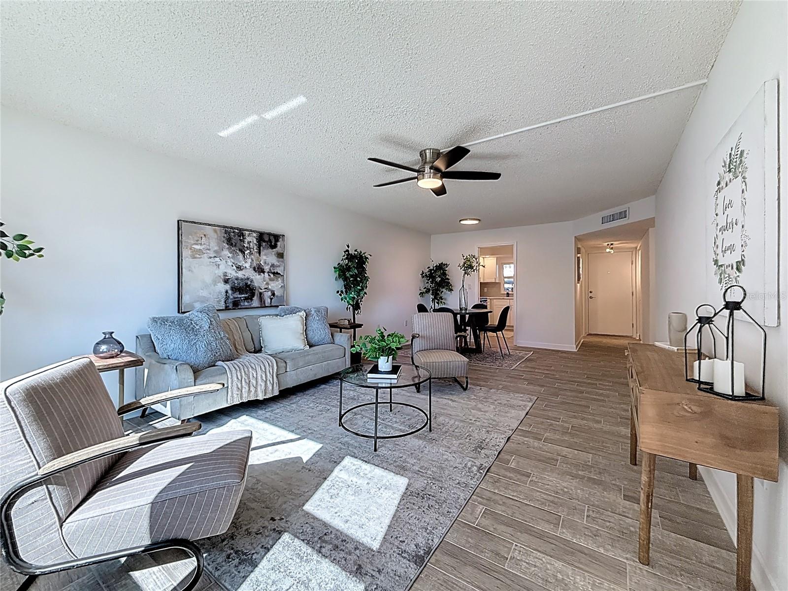 4550 Cove Cir #106 Property Photo 15