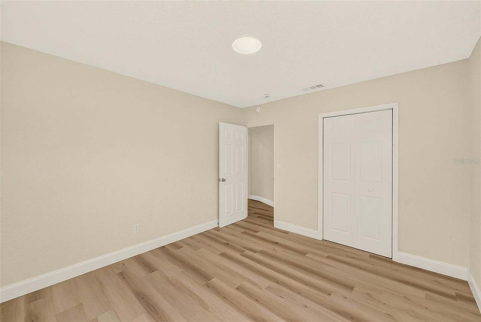 214 45th Ave Ne Property Photo 19