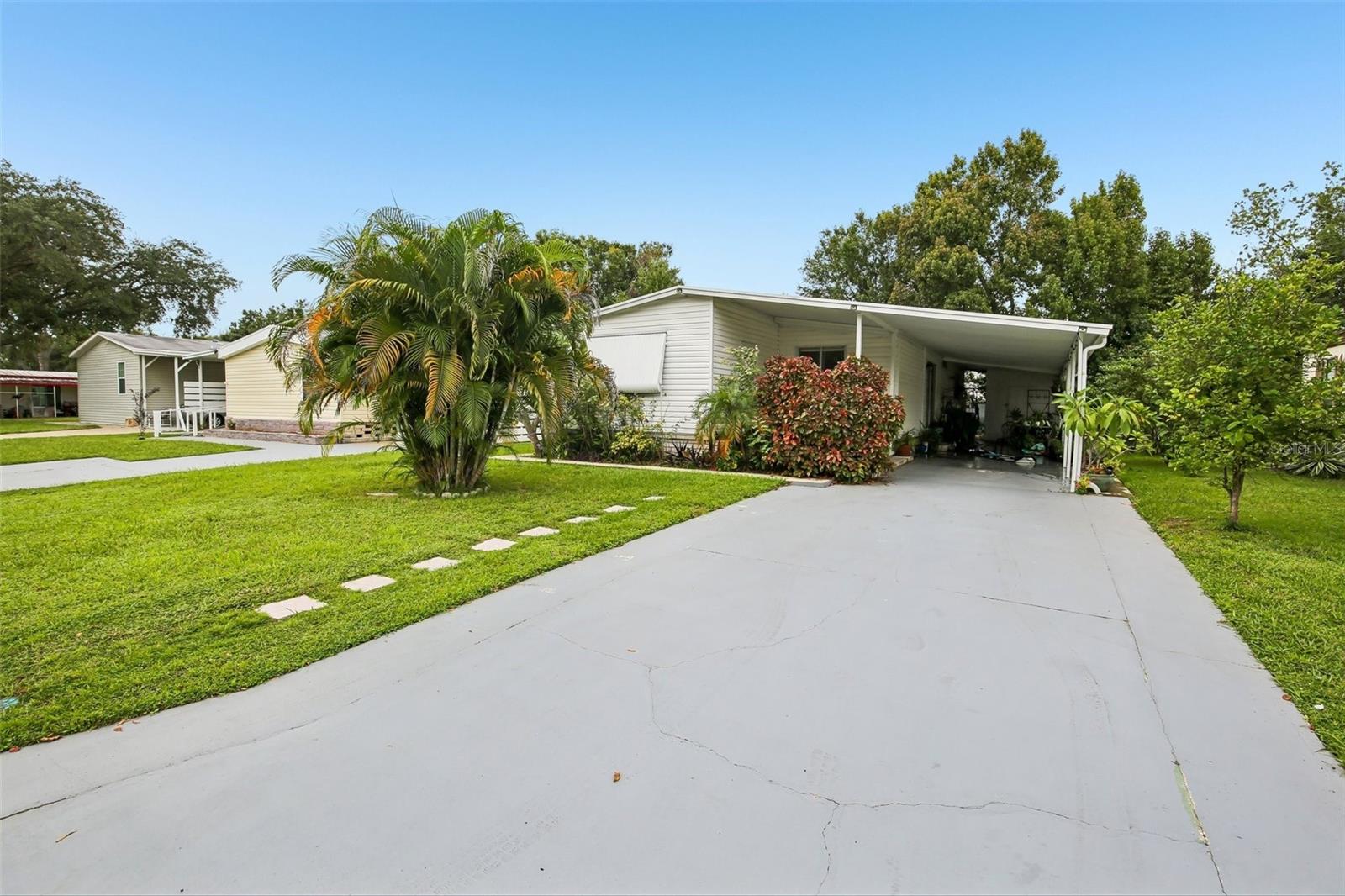 8807 SHELDON WEST DR Property Photo 1