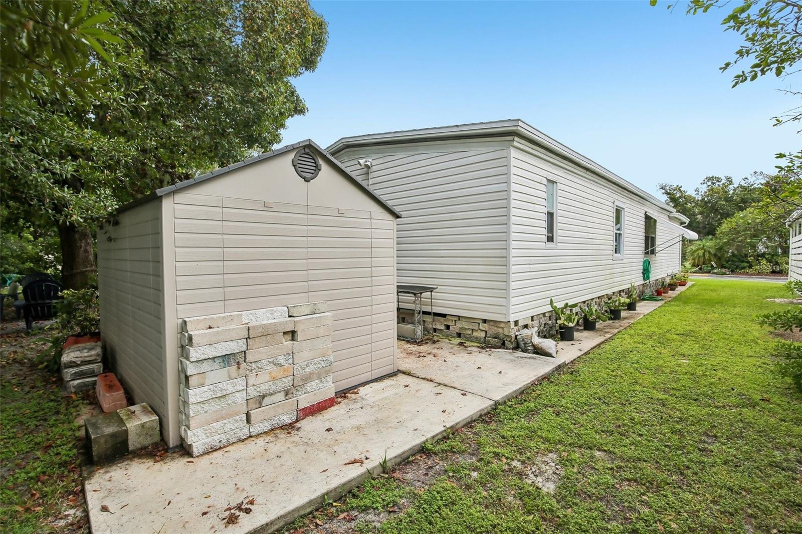 8807 Sheldon West Dr Property Photo 21
