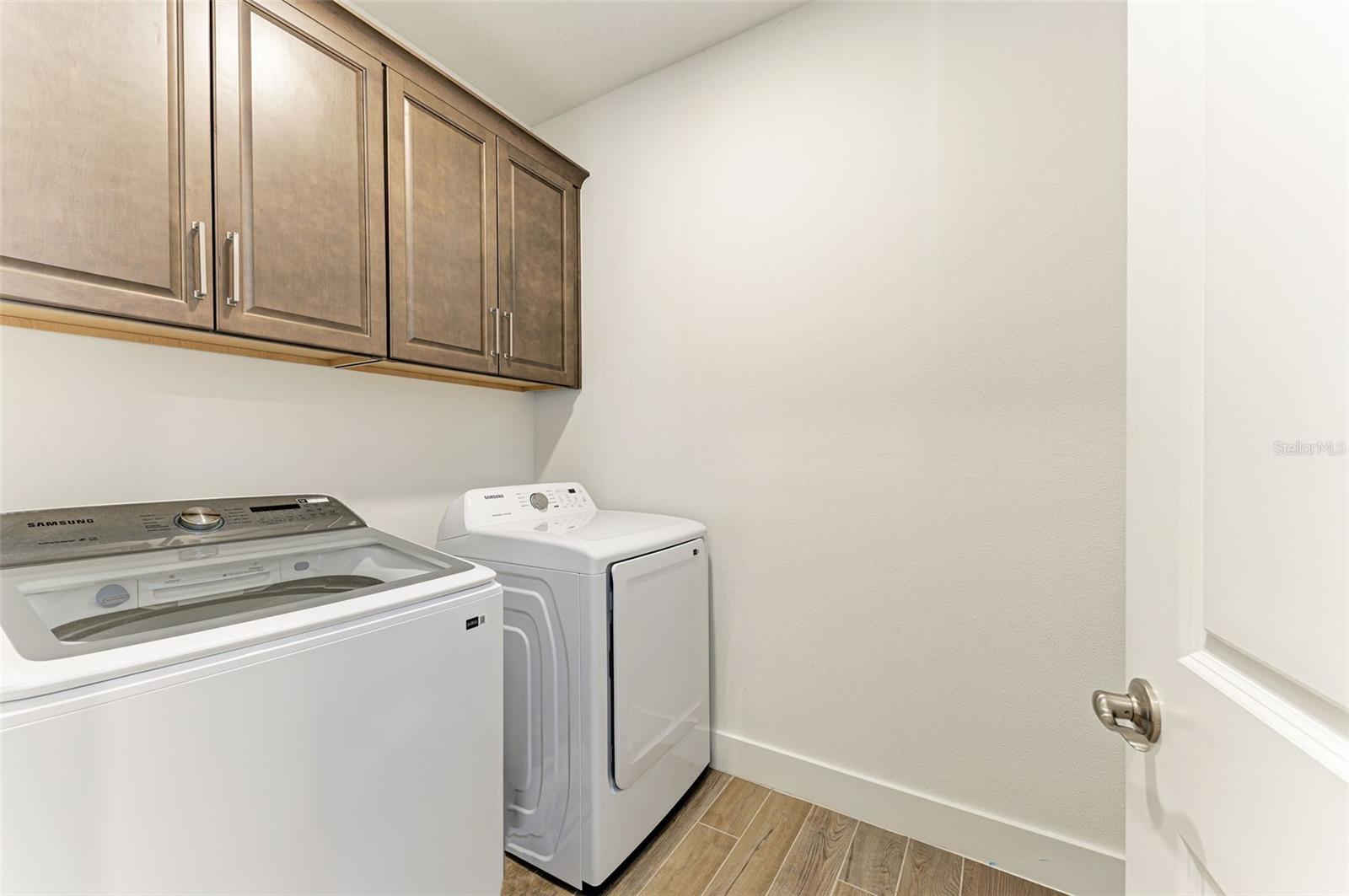 18530 Midsummer Pl Property Photo 42