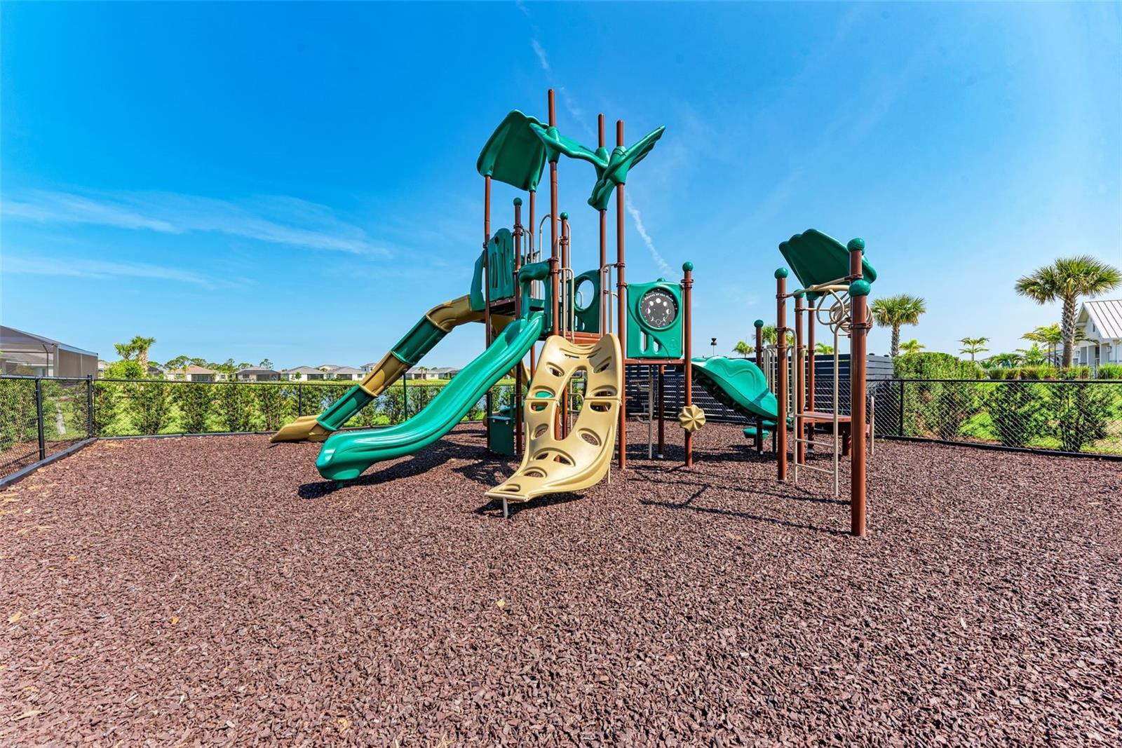 18530 Midsummer Pl Property Photo 84