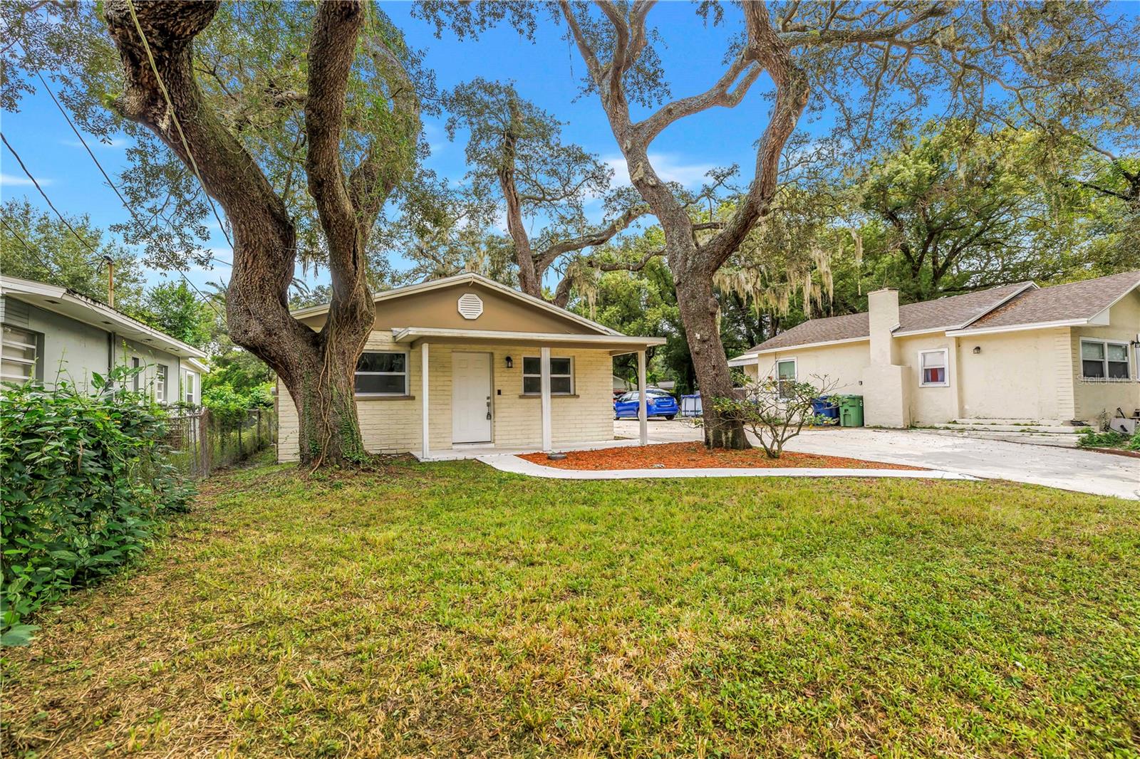 1306 E New Orleans Ave Property Photo 1