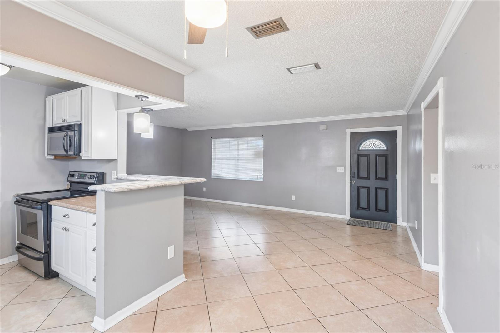 5550 Mariner Blvd Property Photo 21