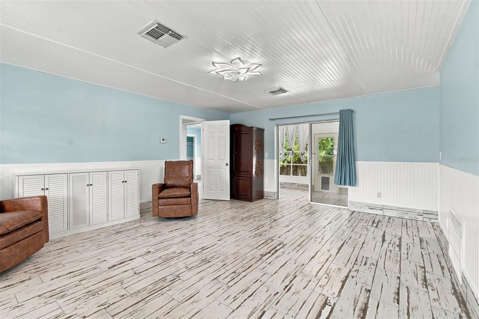 3031 Muir St Property Photo 4